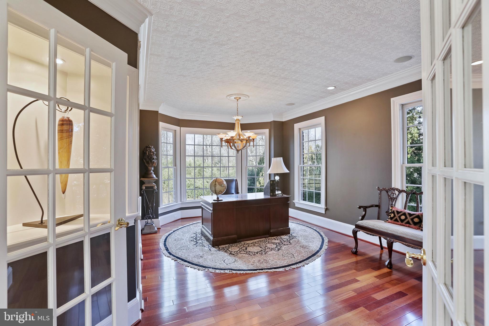 BRYAN POND - Residential