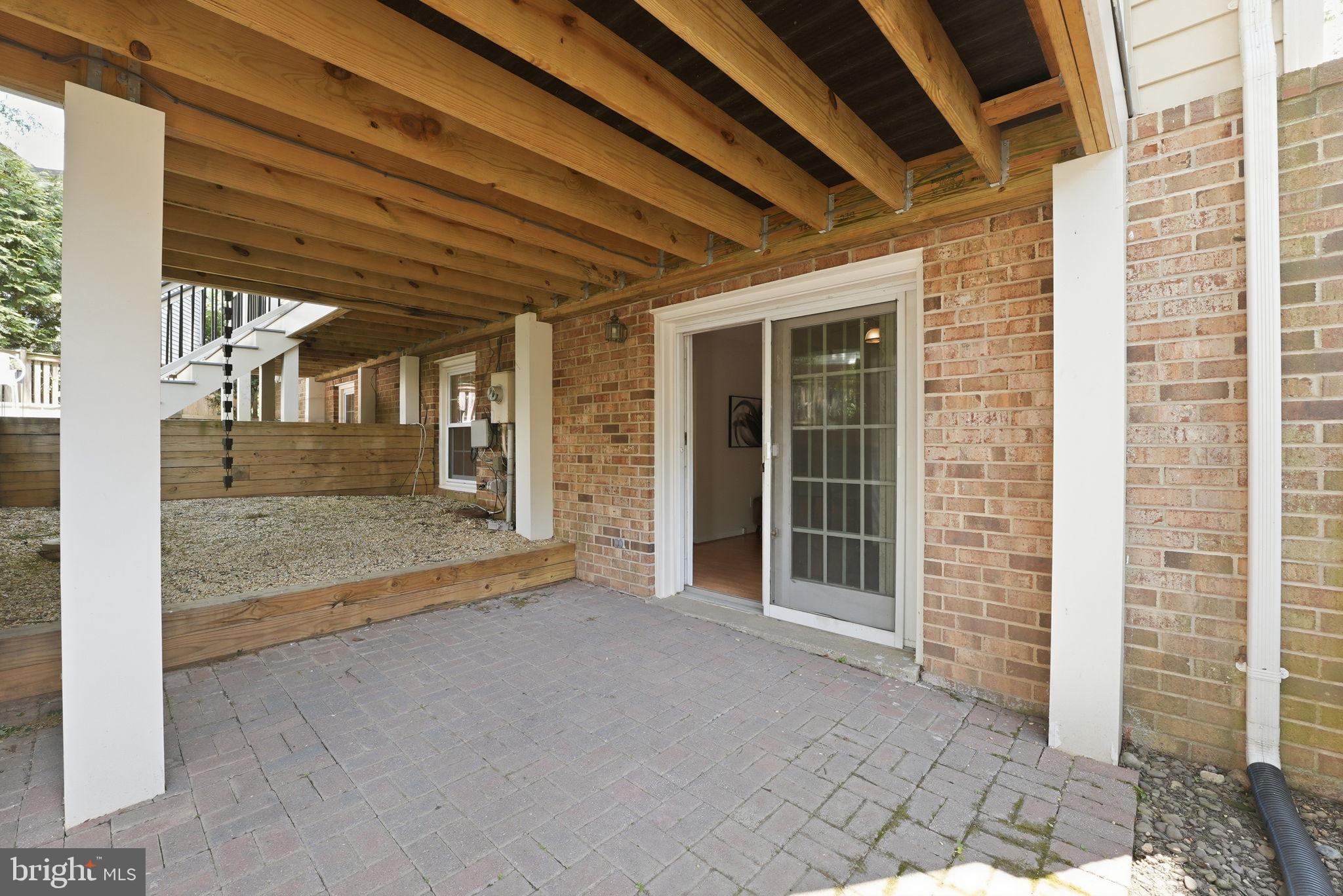 SPY HILL - Residential