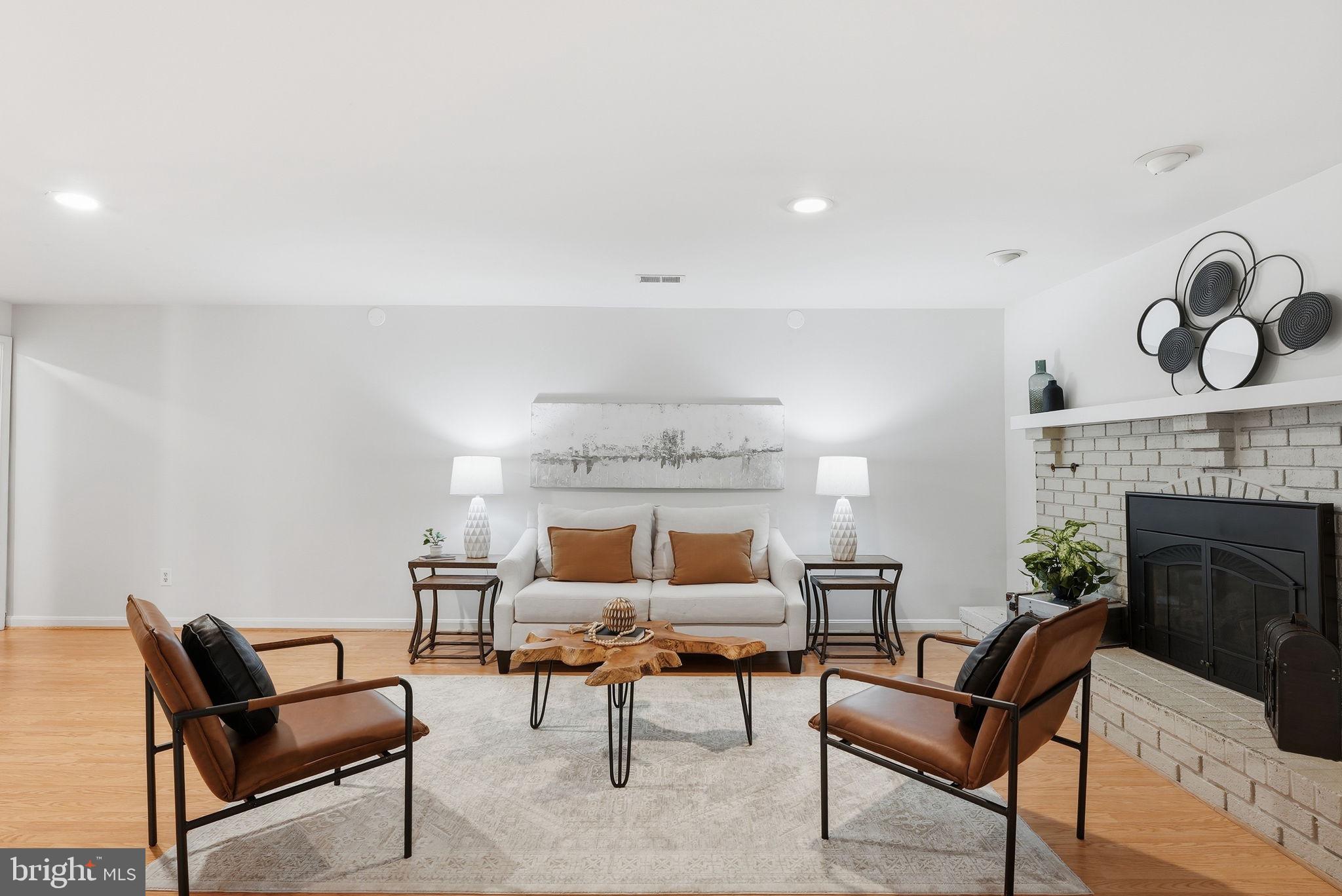 SPY HILL - Residential