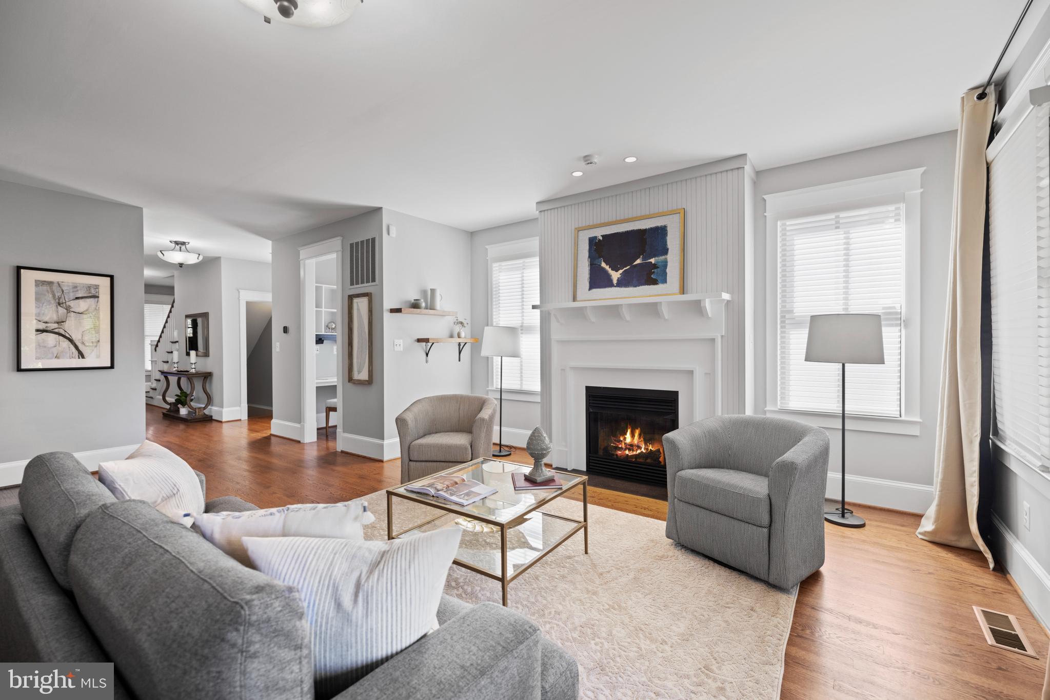 CLARENDON - Residential