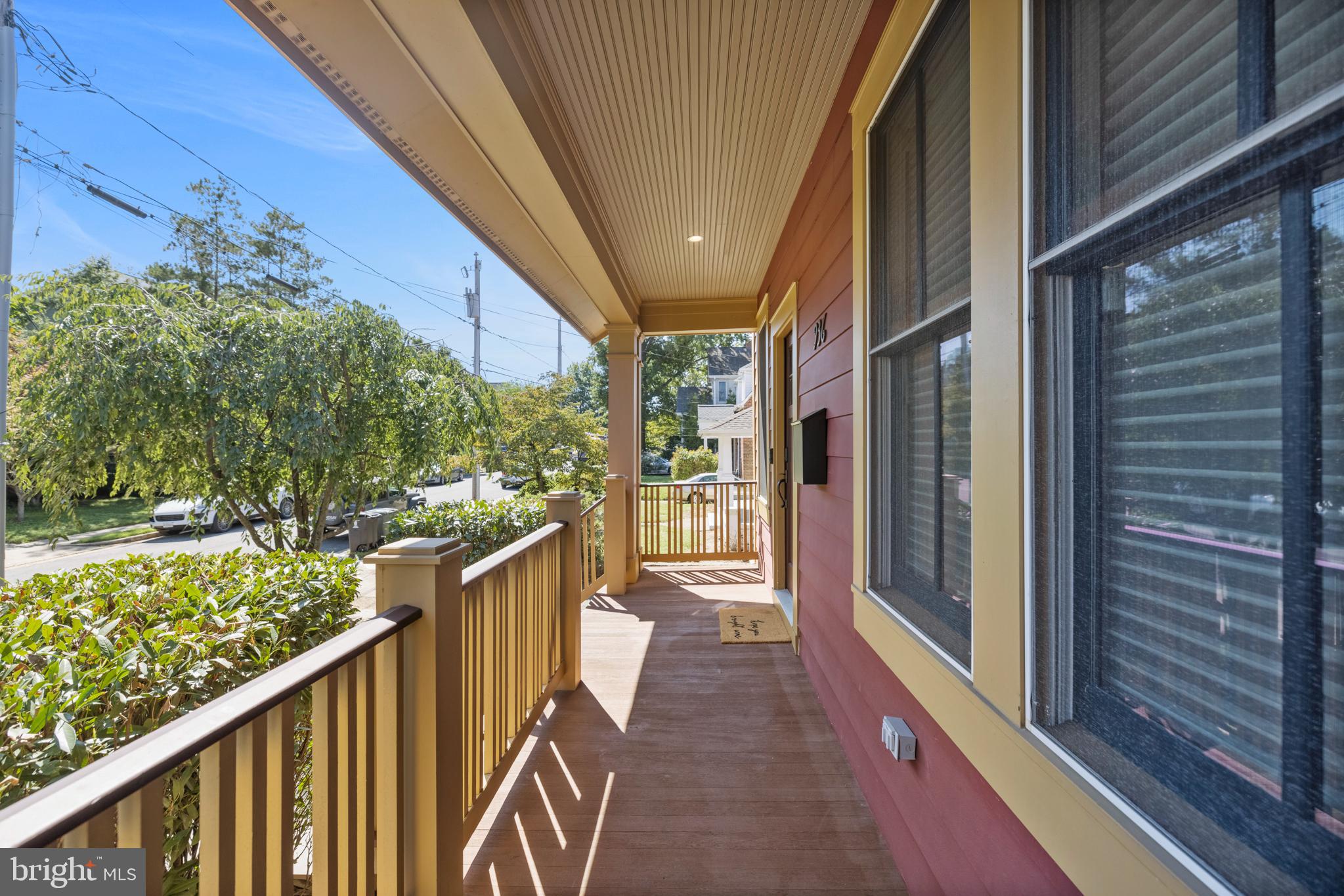 CLARENDON - Residential