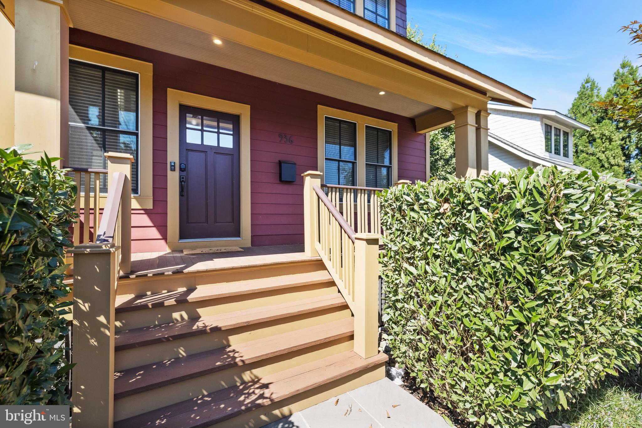 CLARENDON - Residential