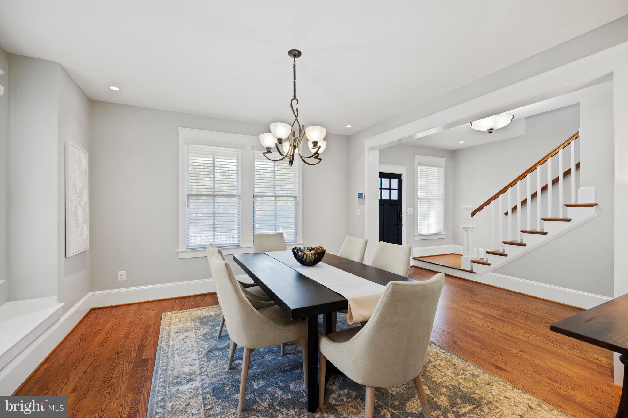 CLARENDON - Residential