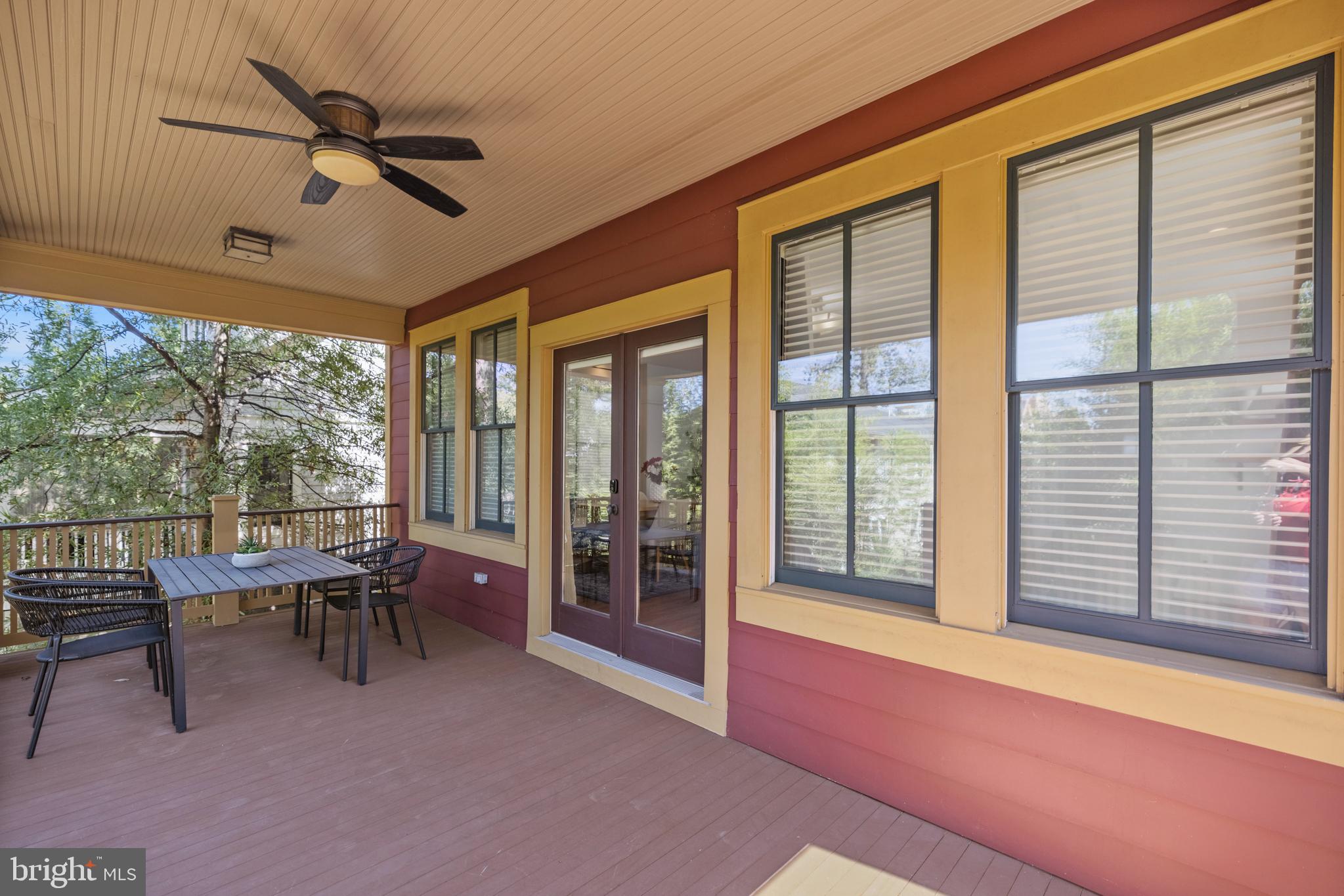 CLARENDON - Residential