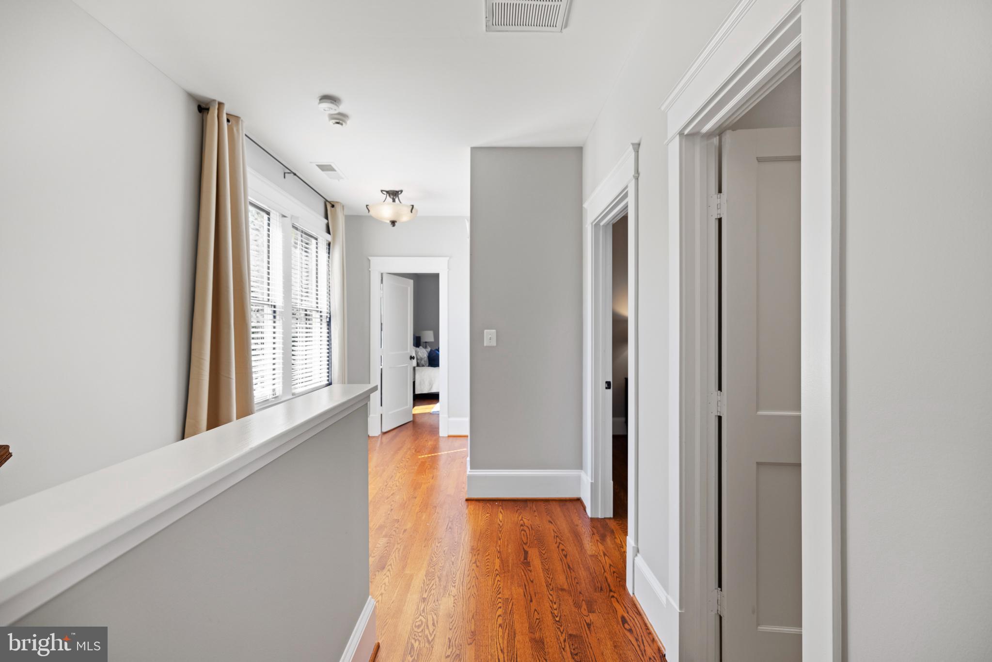 CLARENDON - Residential