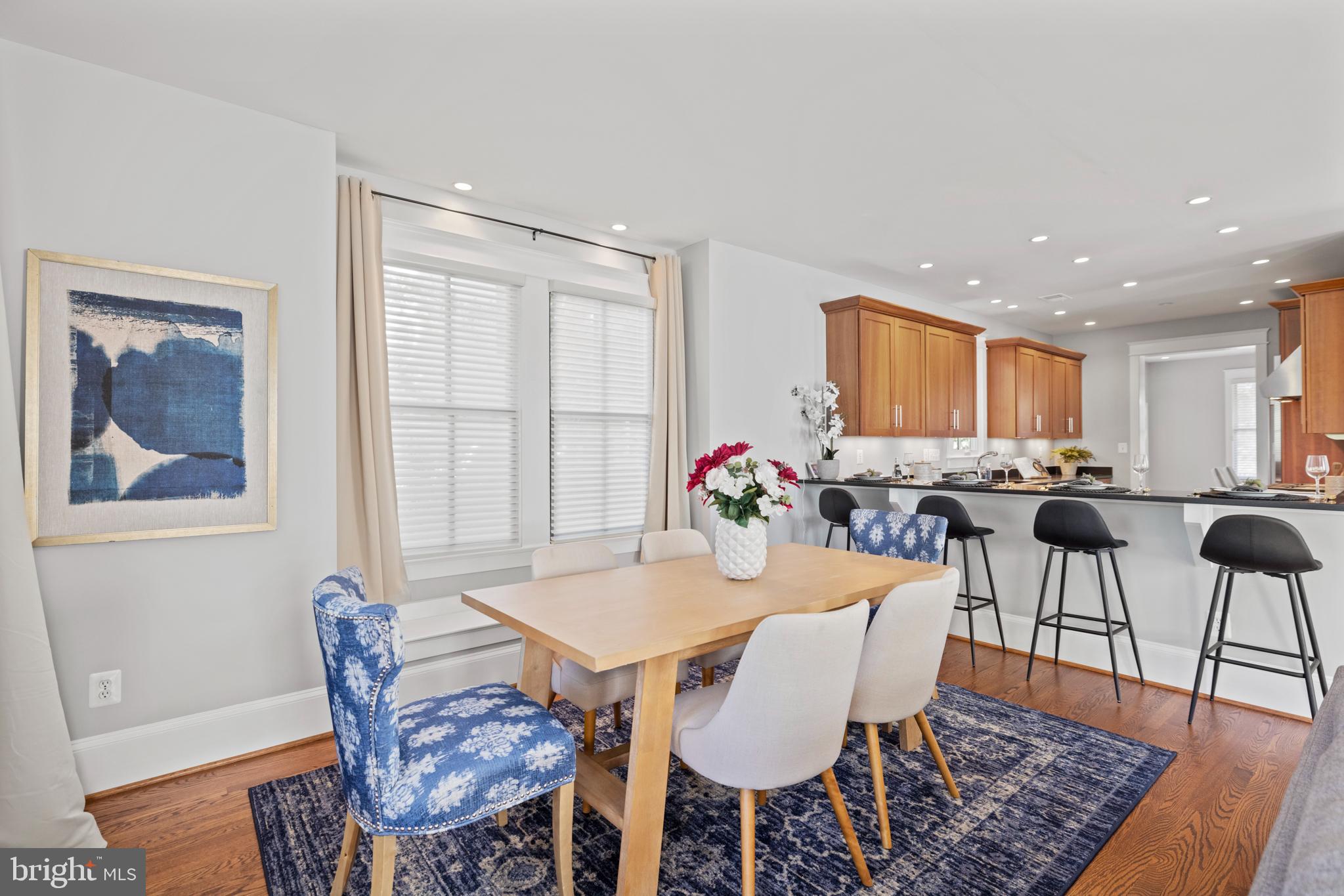 CLARENDON - Residential