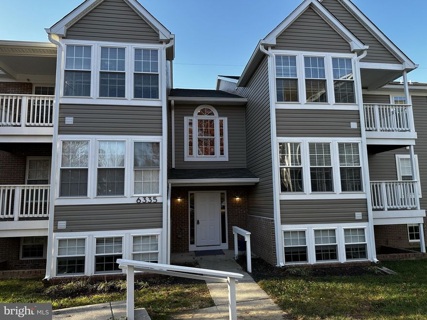 Back on the market!  This charming condominium nestled in the serene enclave of Rockburn Commons. From the moment you step inside, you'll be greeted by a delightful living space that offers both comfort and style. Sunlight pours in through the generously sized windows, infusing the entire space with warmth and natural light. The open floorplan is exceptional, providing a seamless flow between the living areas. The kitchen is a functional and inviting space, complete with ample cabinetry and counter space for all your culinary needs. Whether you're preparing a gourmet meal or a quick snack, this kitchen has you covered. The living room is the ideal spot to relax, unwind,.. For those who enjoy a breath of fresh air, the patio is a delightful retreat. Sip your morning tea or enjoy a quiet moment taking in the peaceful surroundings. The primary bedroom is generously sized and comes complete with a walk-in closet.  It's a private oasis where you can retreat to at the end of the day.  A full bath and a convenient laundry area round out this wonderful home.  The condo is conveniently situated close to major commuter routes, making your daily travels a breeze. You'll also have easy access to shopping and dining options, ensuring that your everyday needs are met with convenience. In summary, this lovely condominium offers a comfortable and stylish living space with an open floorplan, sun-filled rooms, and inviting features. It's a place where you can truly feel at home while enjoying the convenience of its prime location. Don't miss out on the opportunity to make this wonderful property your own! Move in ready!