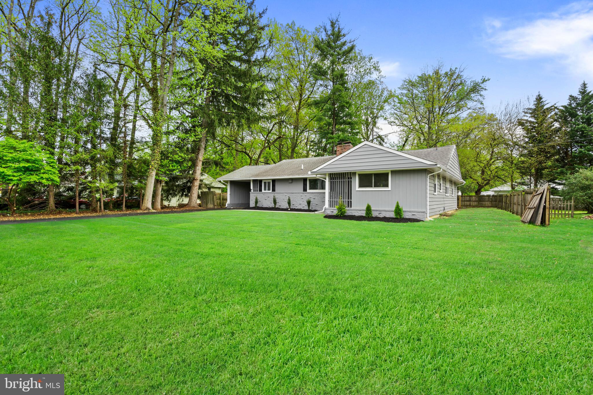 308 KENWOOD DRIVE