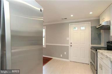 PALMER PARK - Residential Lease