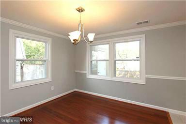 PALMER PARK - Residential Lease