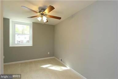 PALMER PARK - Residential Lease