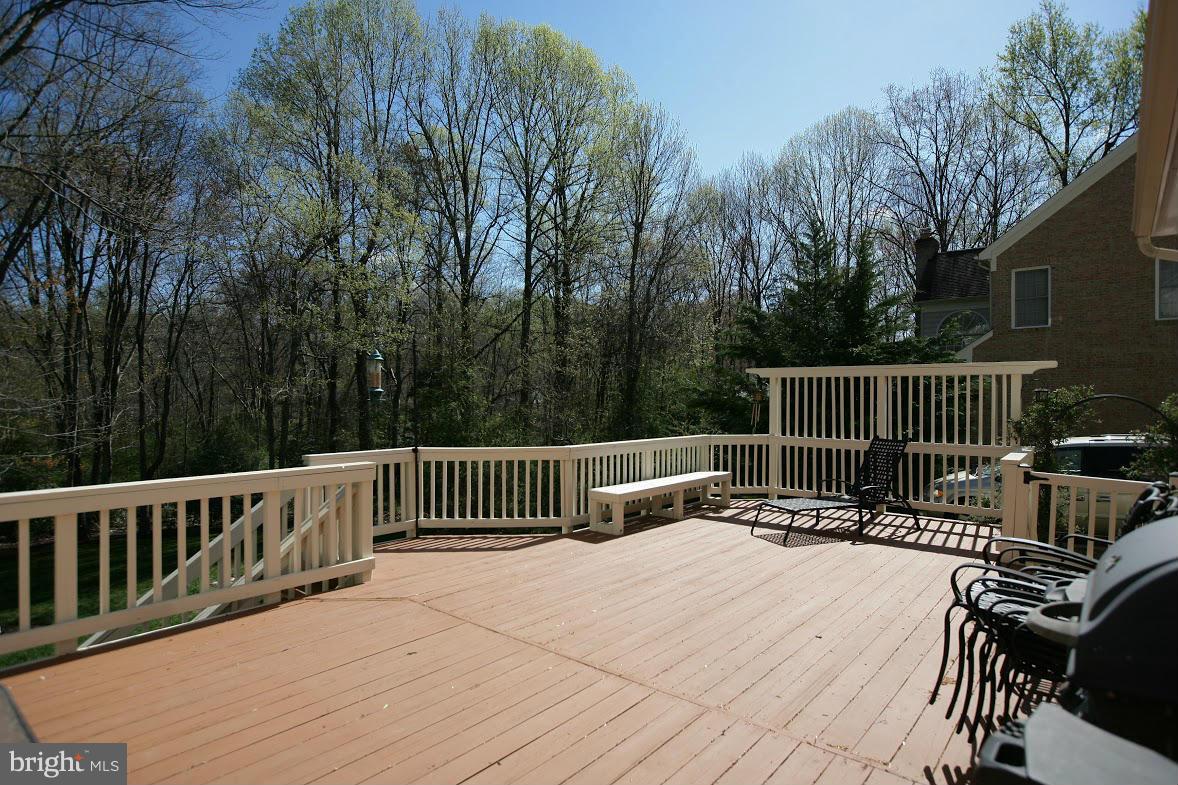 ASHLEY SQUARE - Residential