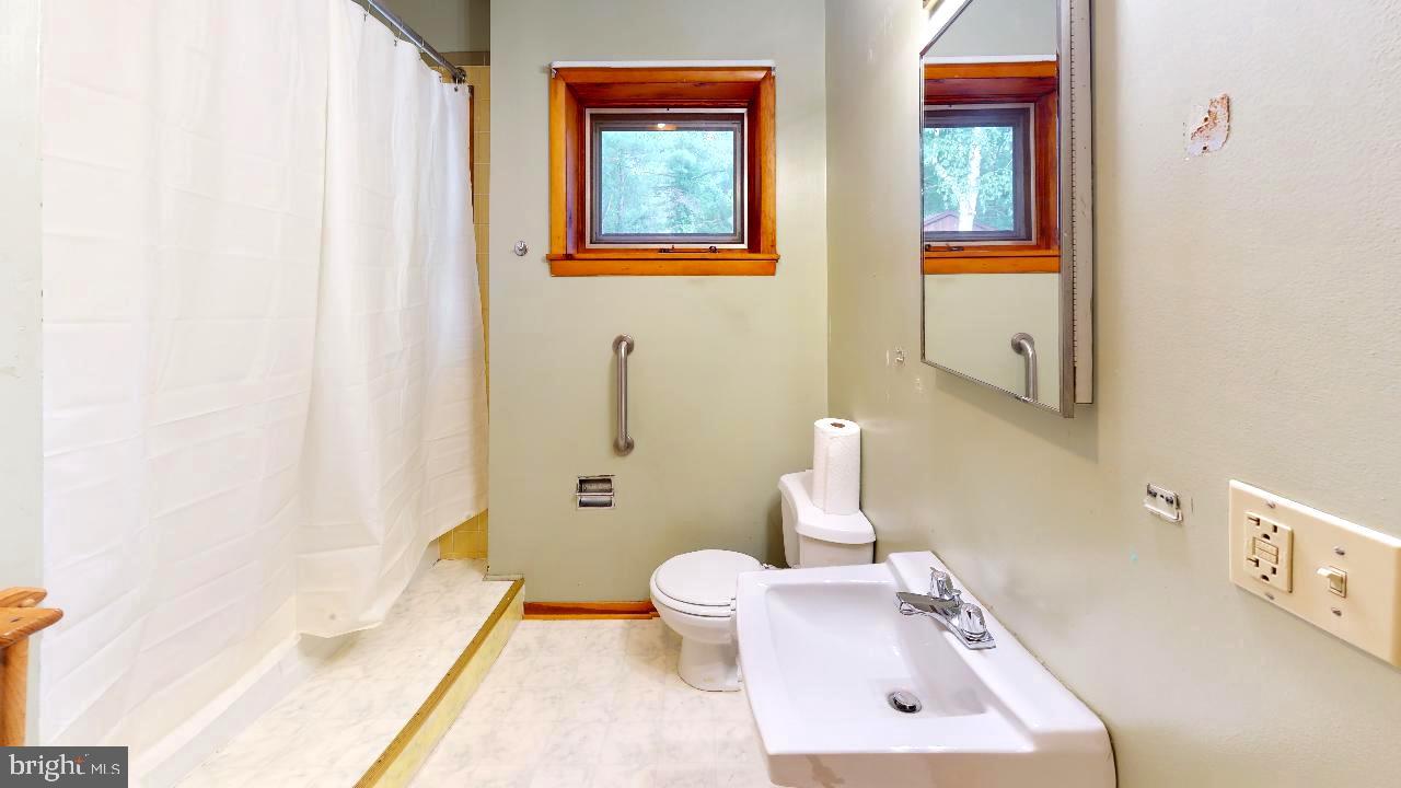 AIRPORT ADDITION - Residential