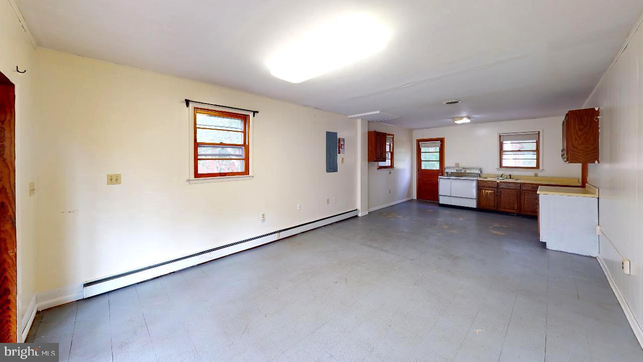 AIRPORT ADDITION - Residential