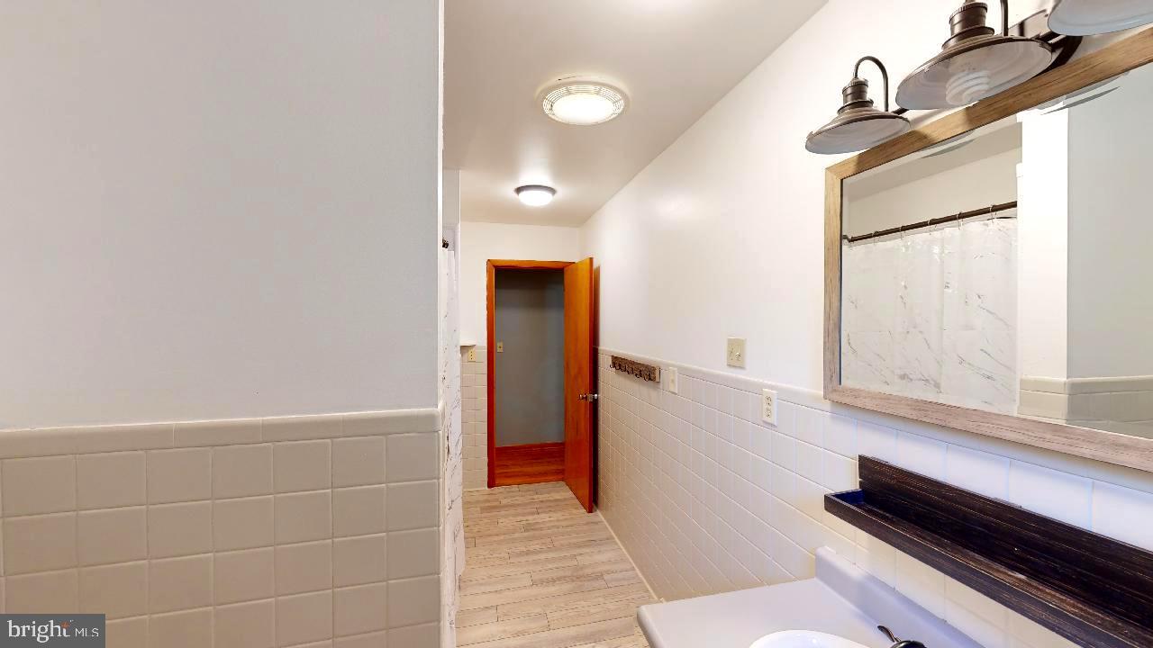 AIRPORT ADDITION - Residential