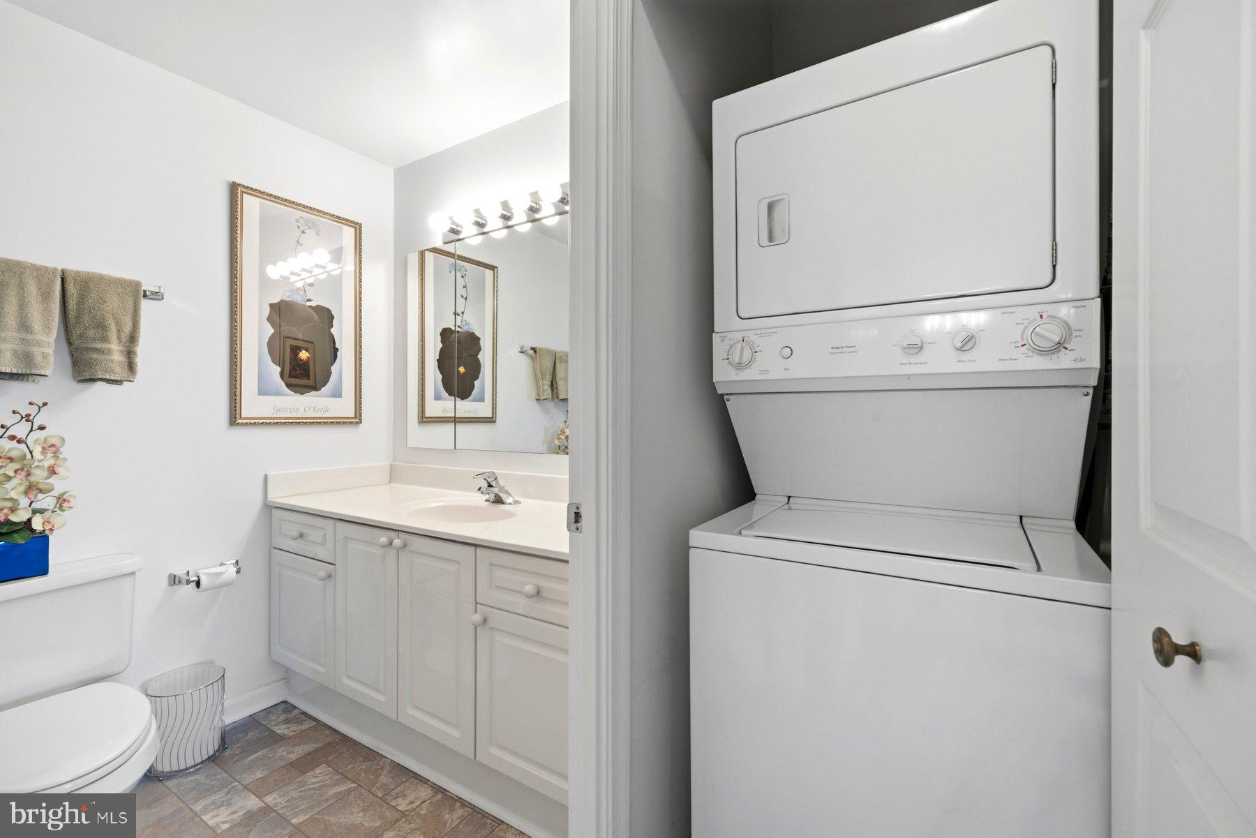 LEISURE WORLD - Residential