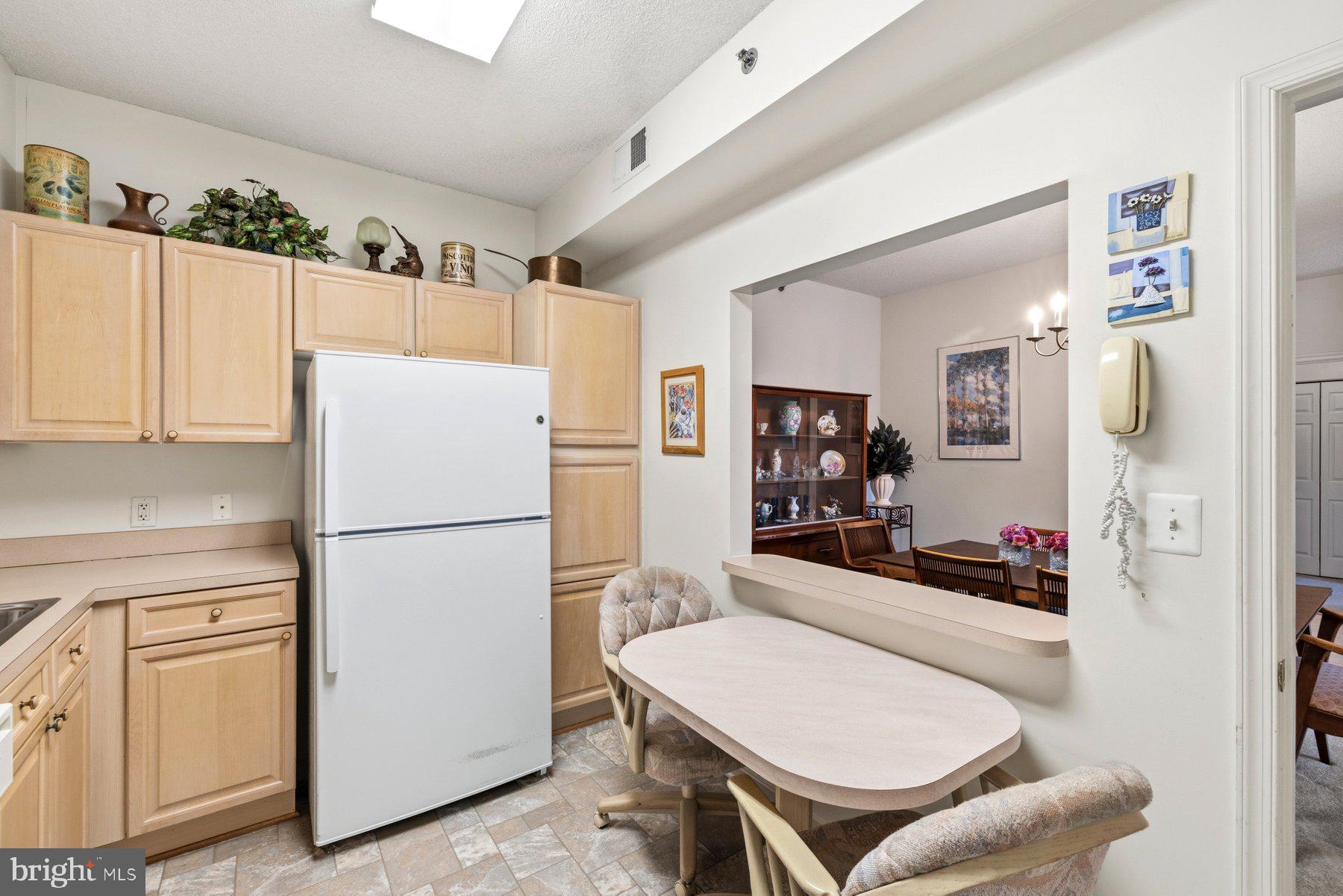 LEISURE WORLD - Residential