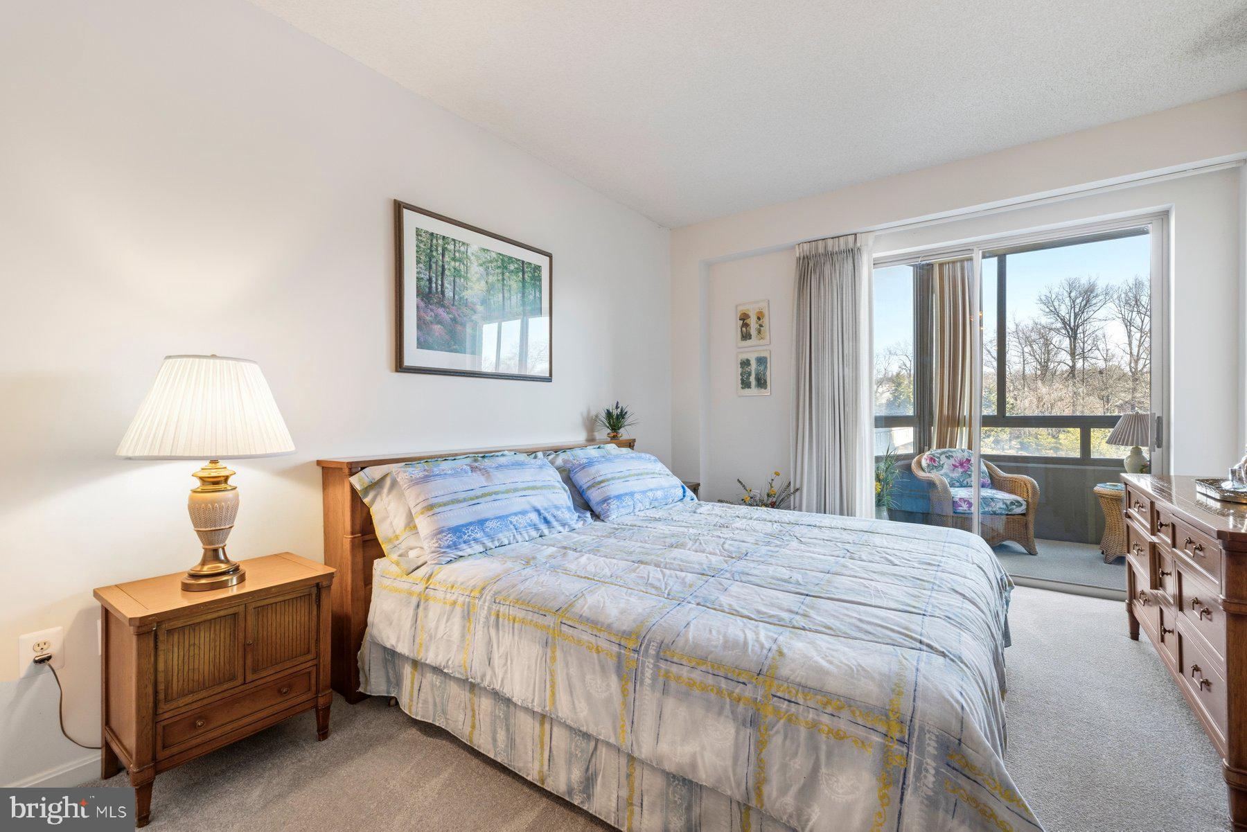 LEISURE WORLD - Residential