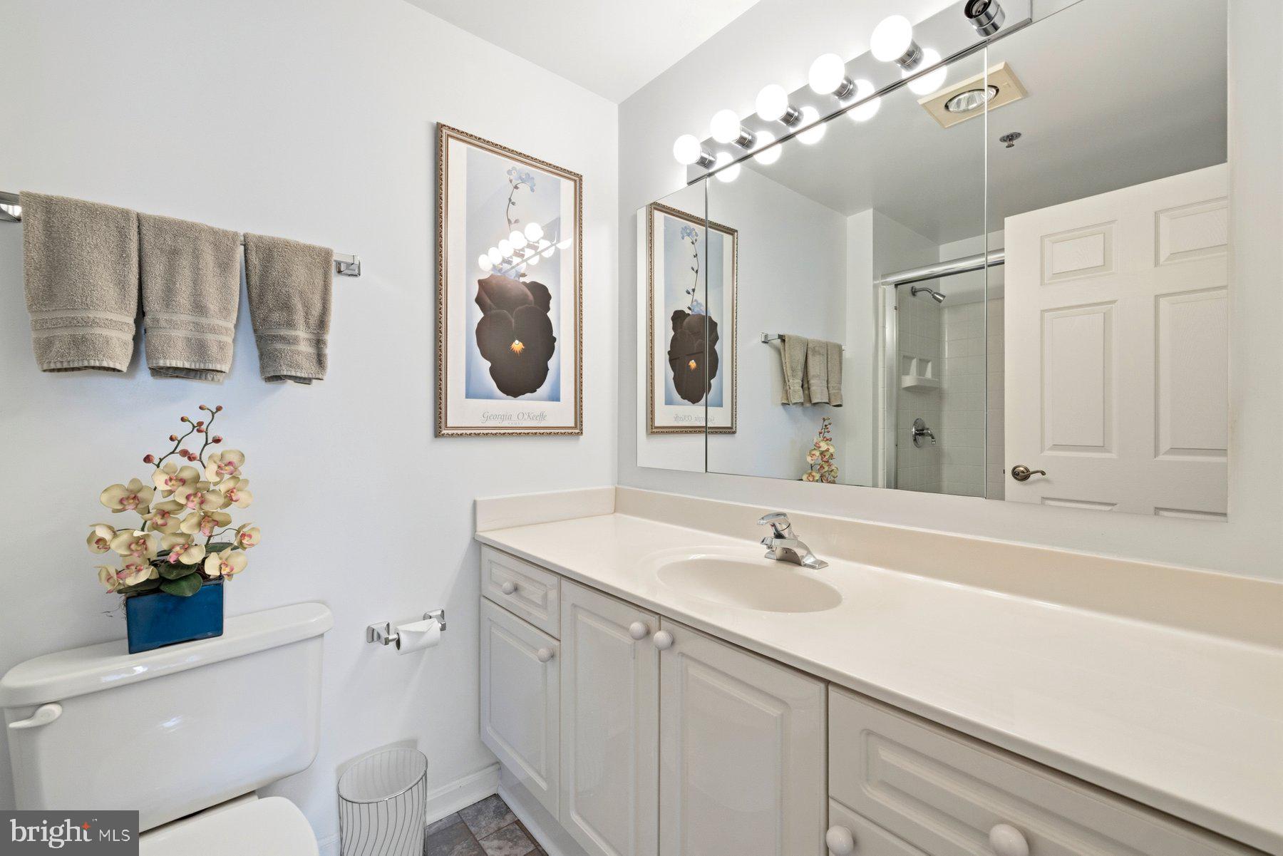 LEISURE WORLD - Residential