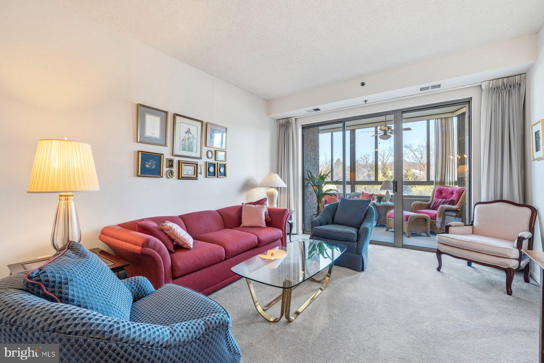 LEISURE WORLD - Residential