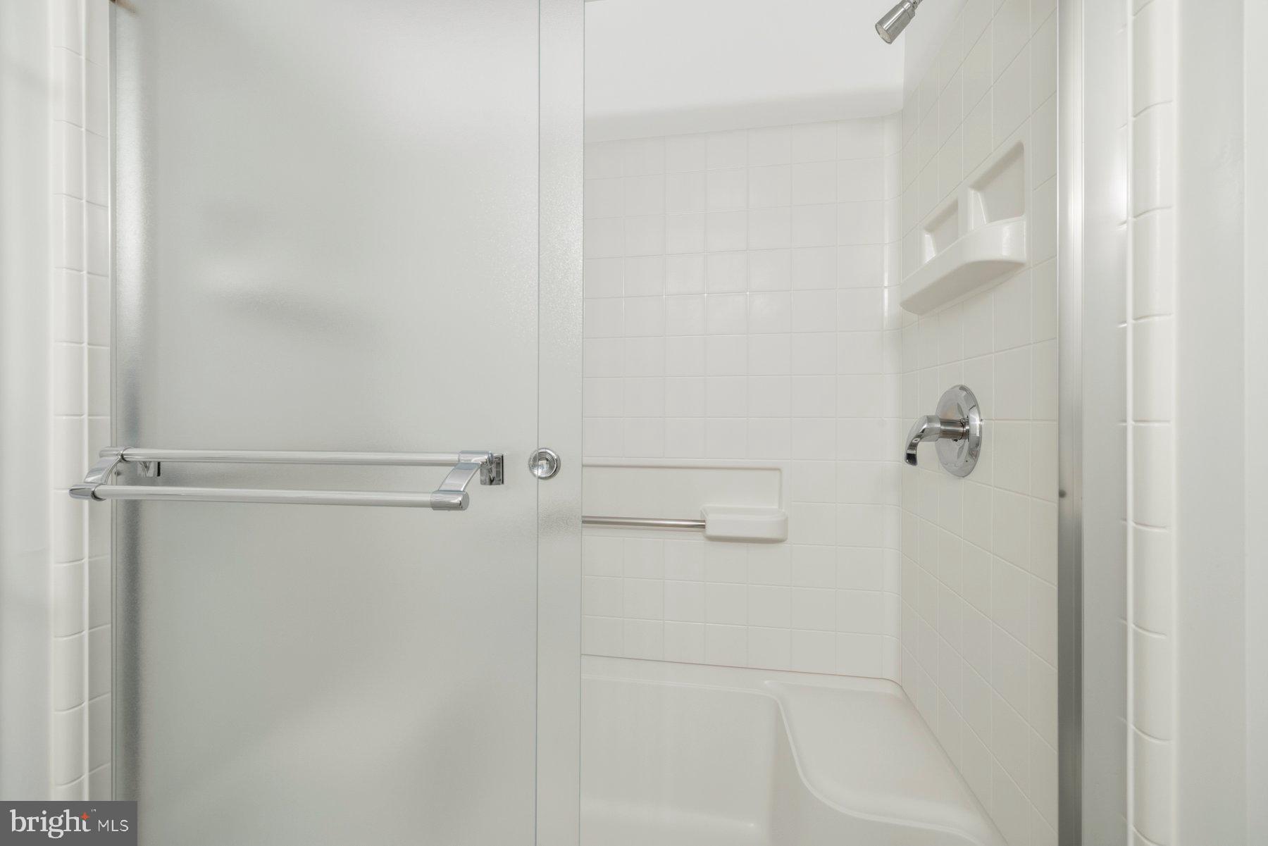 LEISURE WORLD - Residential
