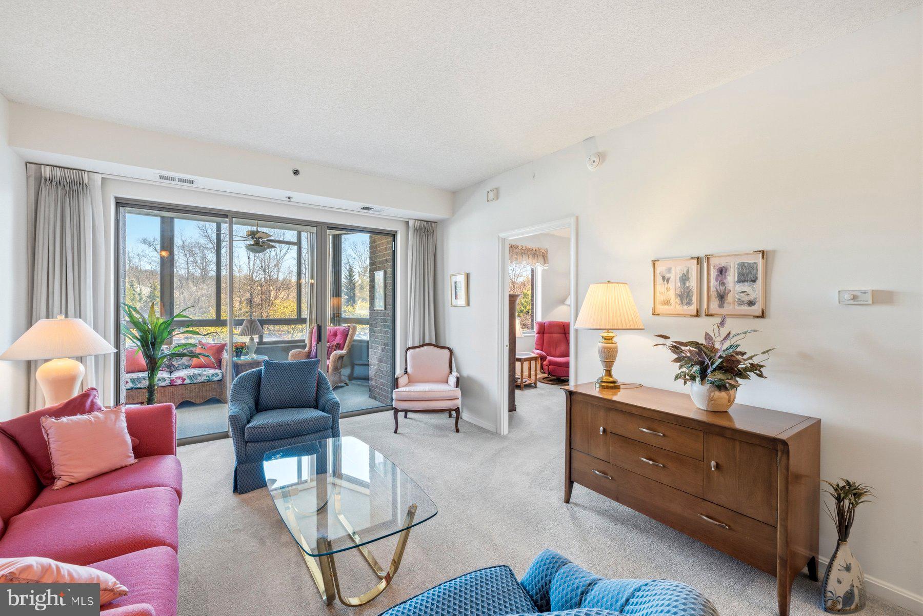 LEISURE WORLD - Residential