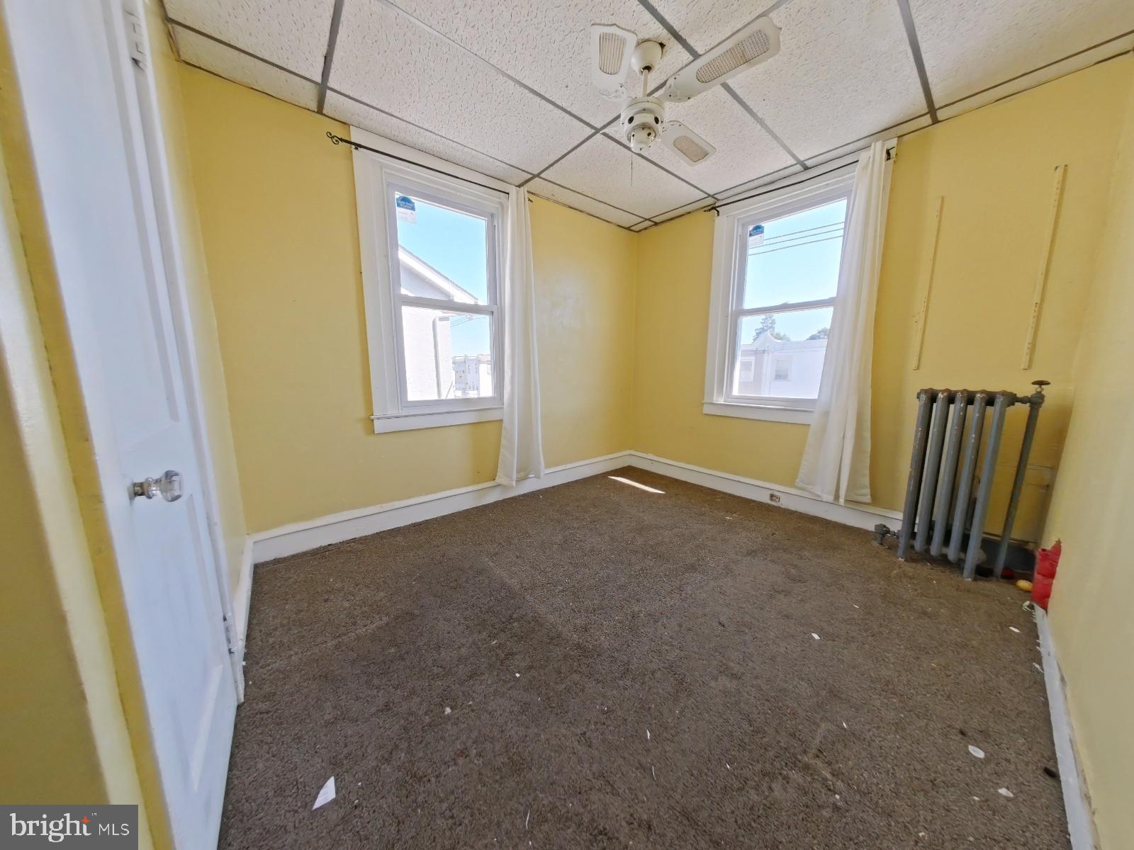 LANDSDOWNE STATION - Residential