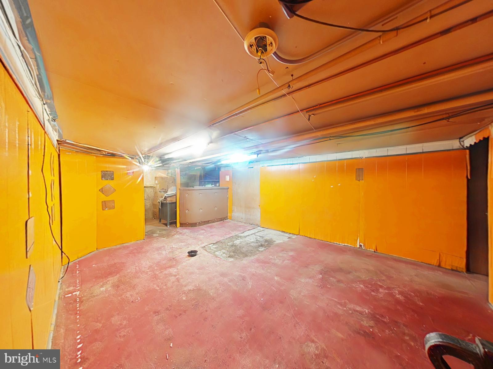 LANDSDOWNE STATION - Residential