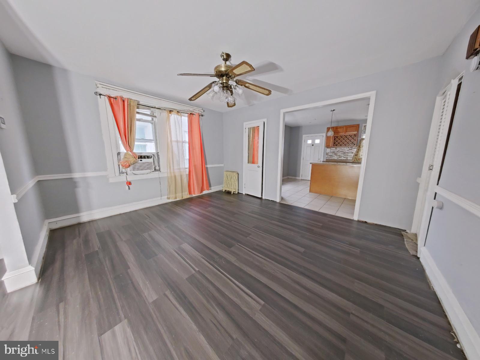 LANDSDOWNE STATION - Residential