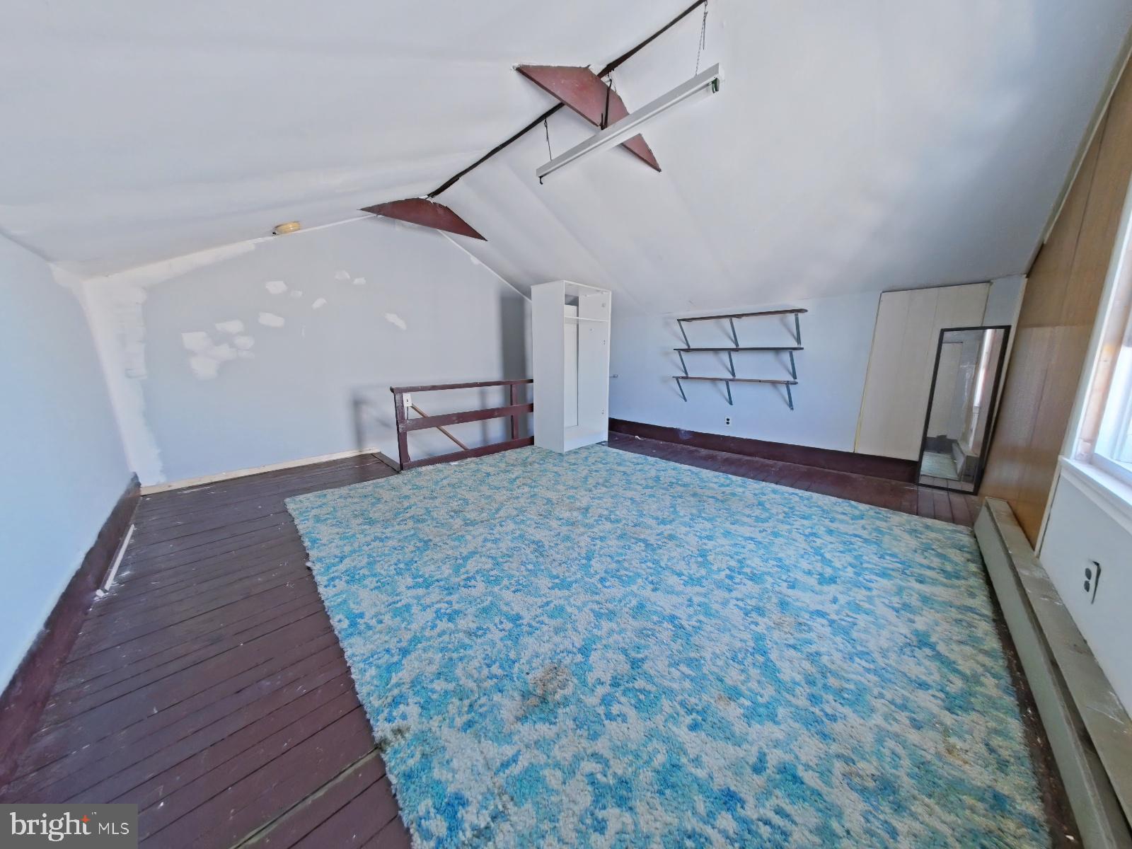 LANDSDOWNE STATION - Residential