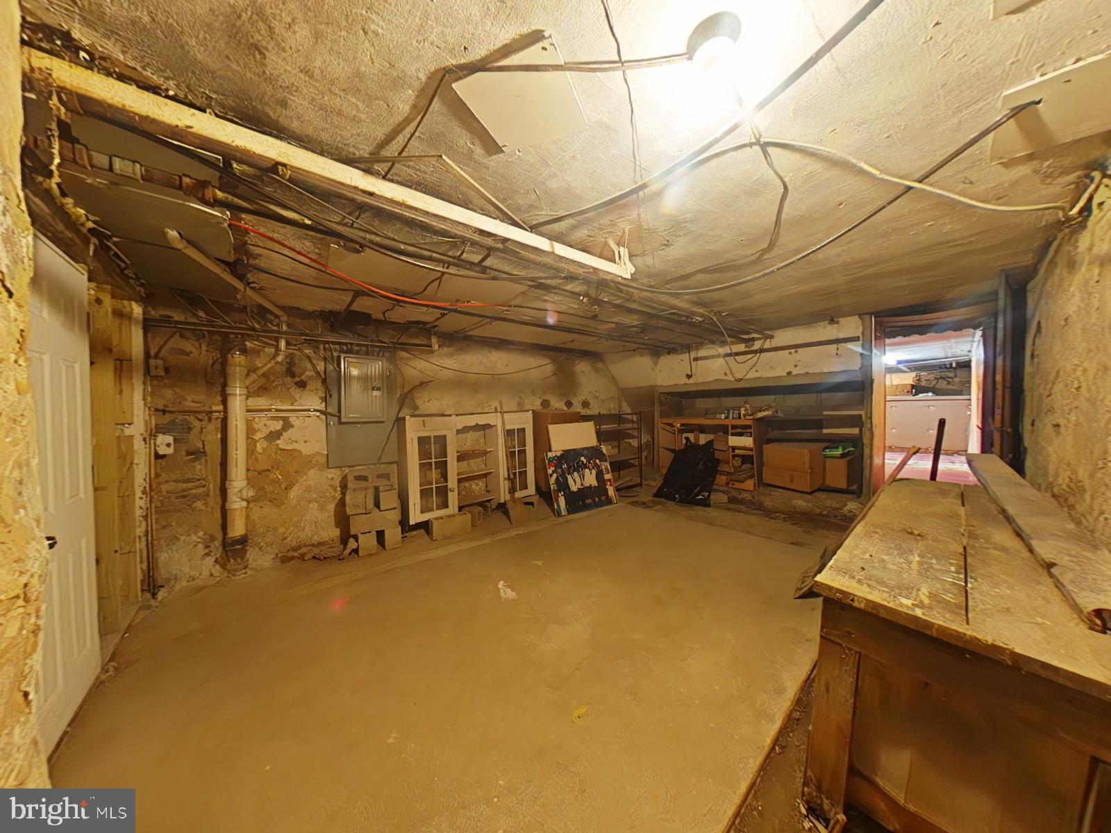 LANDSDOWNE STATION - Residential