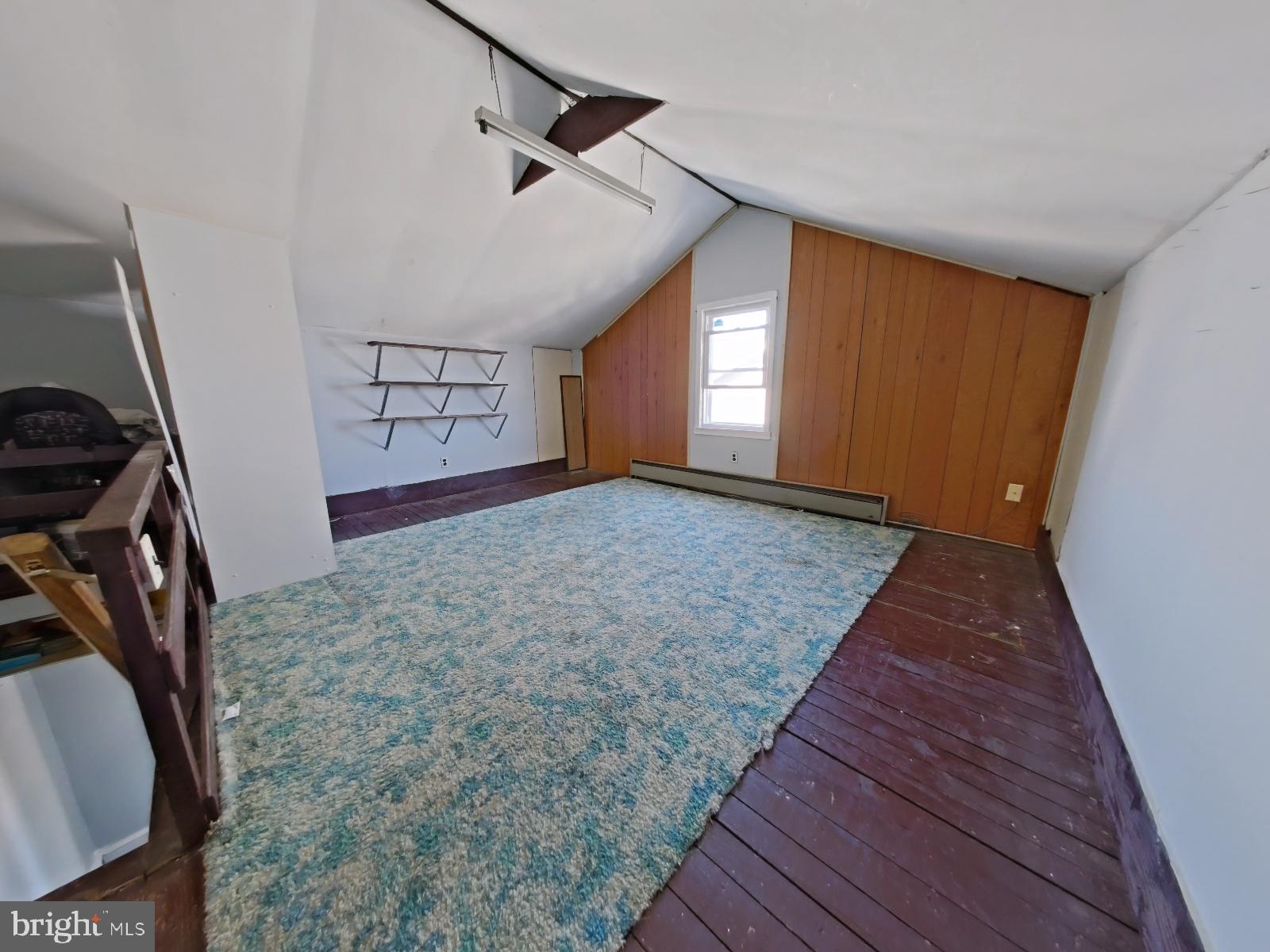 LANDSDOWNE STATION - Residential