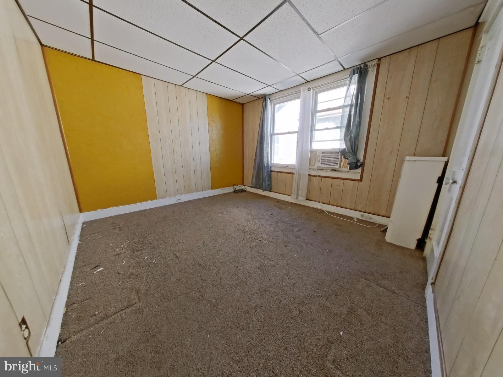 LANDSDOWNE STATION - Residential