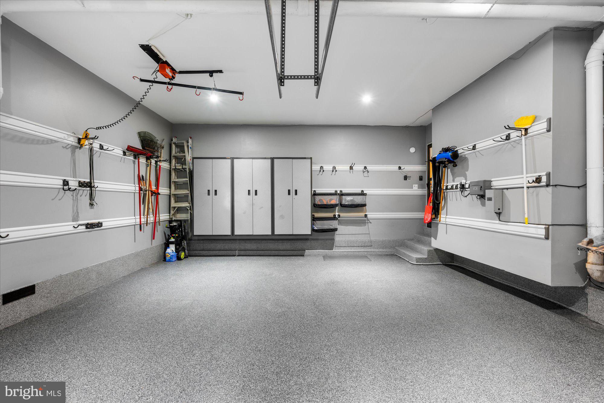 LAKE NORMANDY ESTATES - Residential