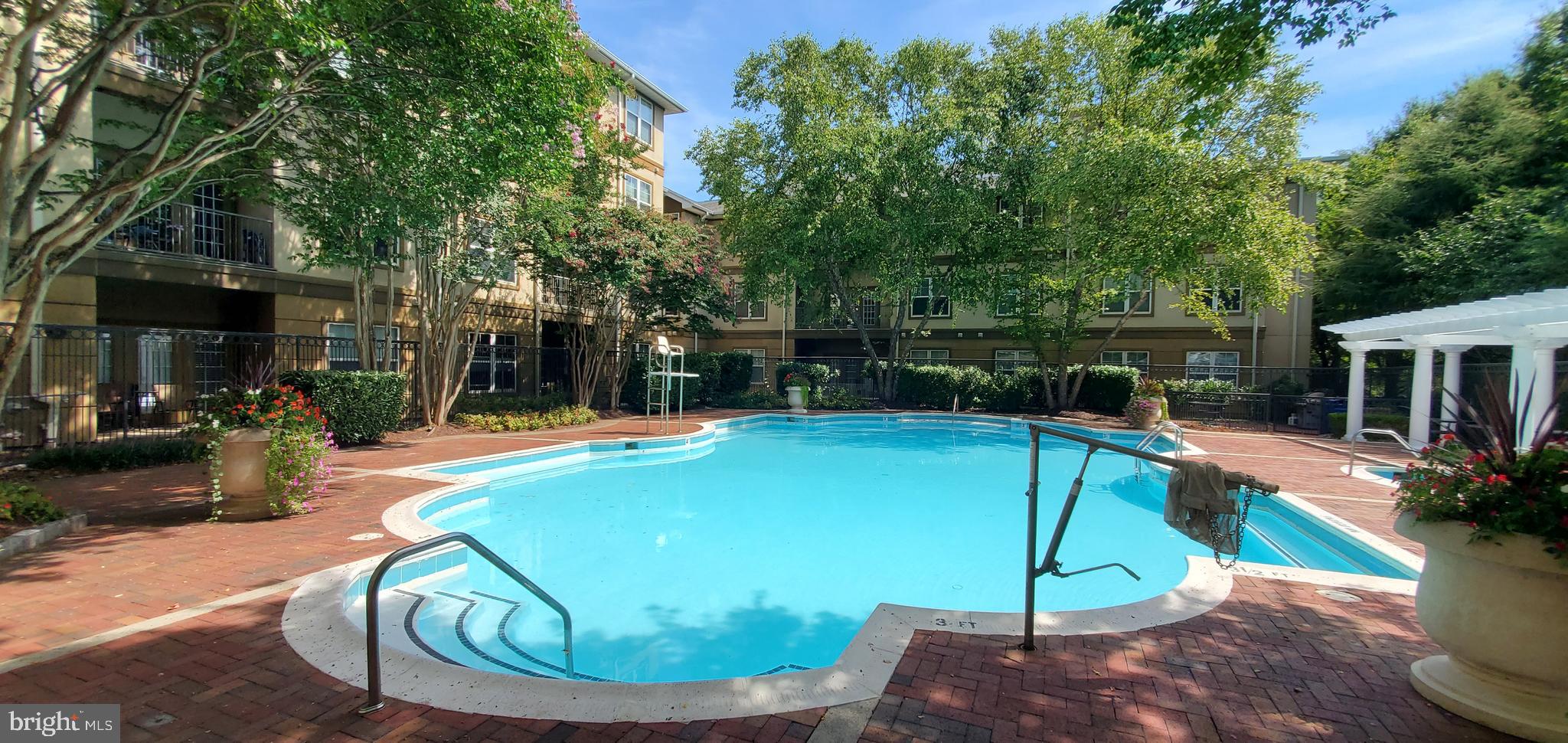 11800 OLD GEORGETOWN 1103