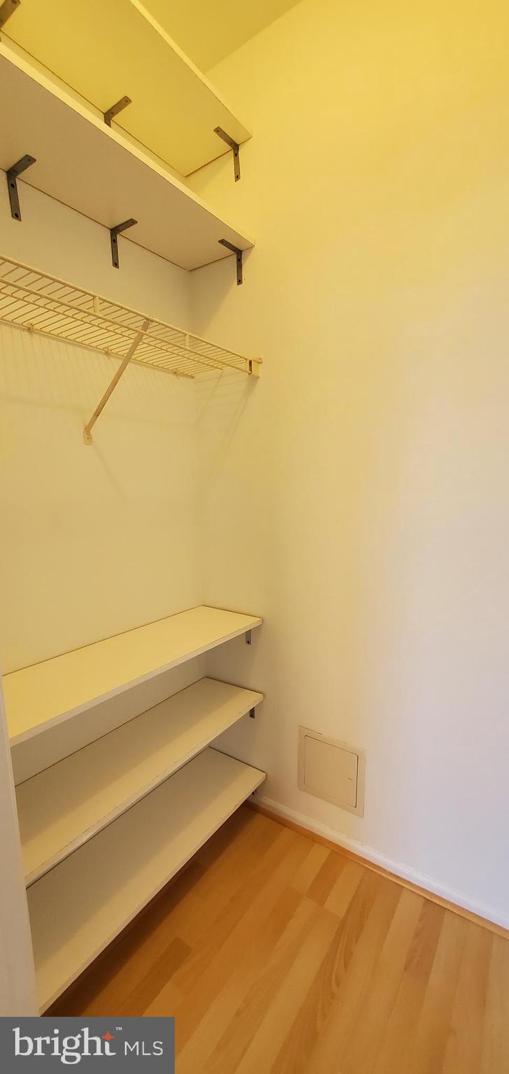 WHITE FLINT STATION - Residential