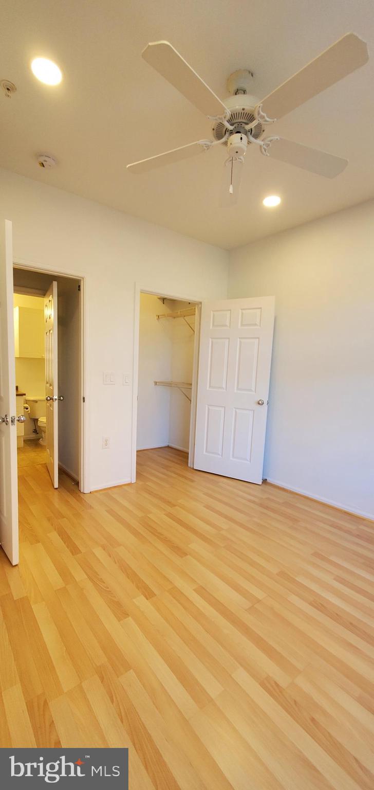 WHITE FLINT STATION - Residential