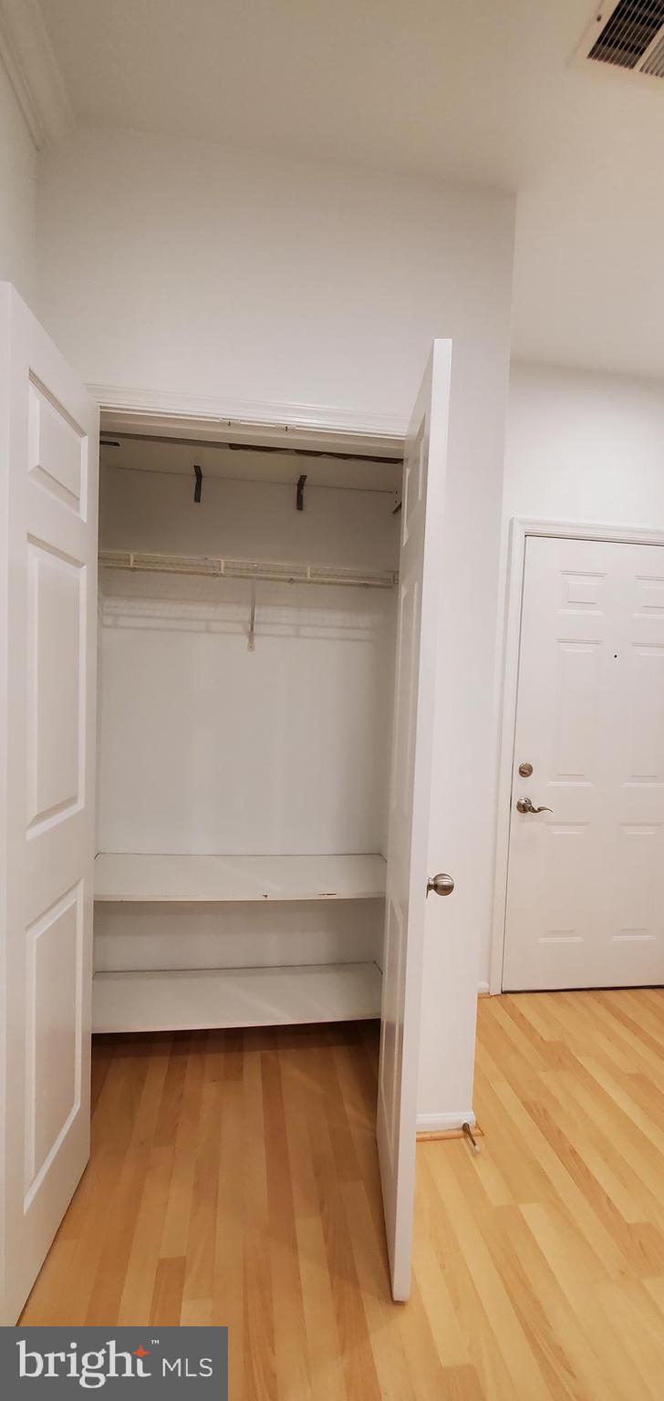 WHITE FLINT STATION - Residential