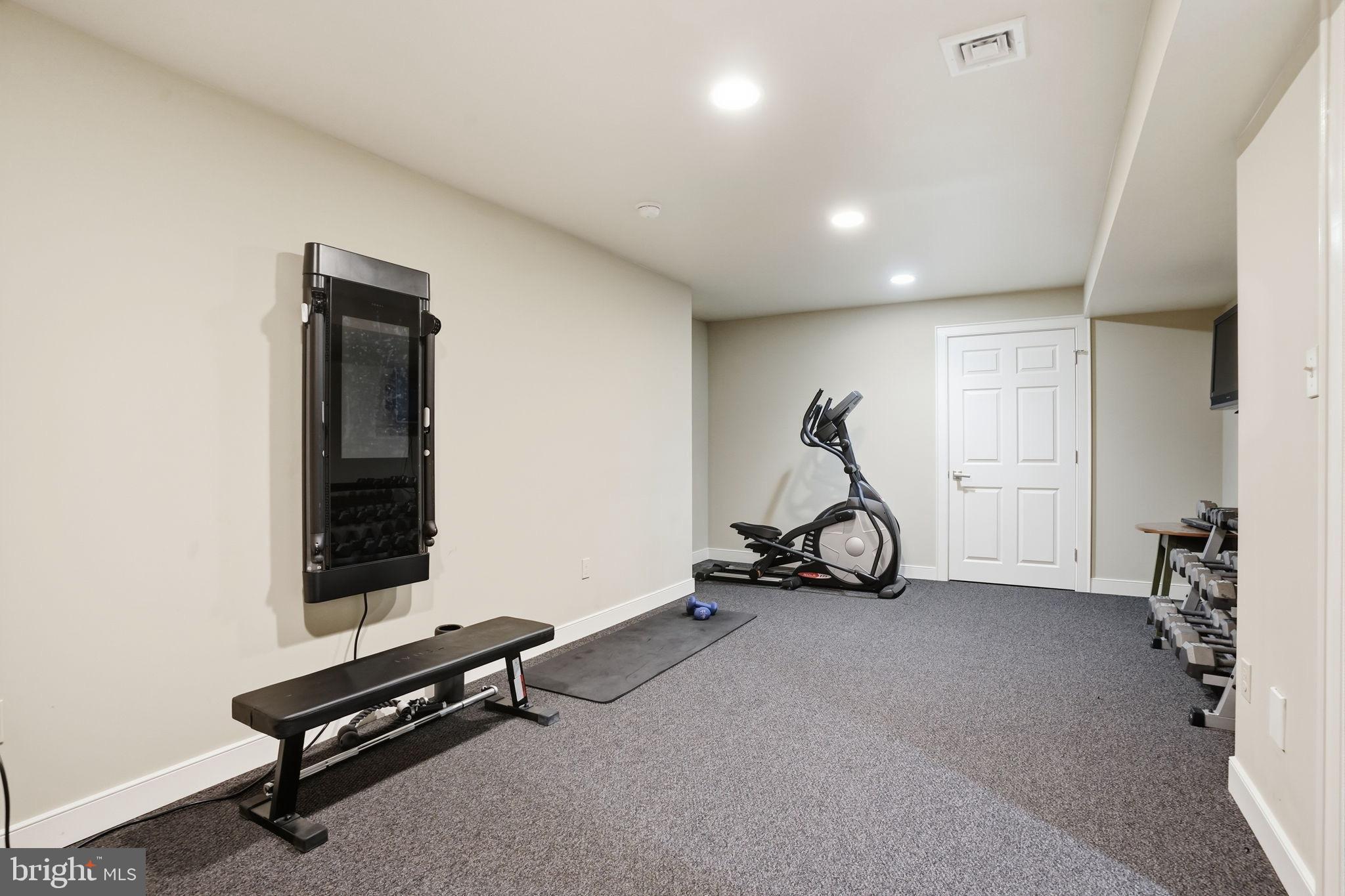 OVERLOOK AT NEWTOWN - Residential