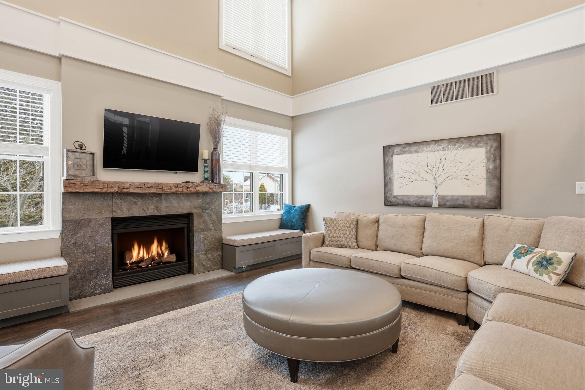 OVERLOOK AT NEWTOWN - Residential