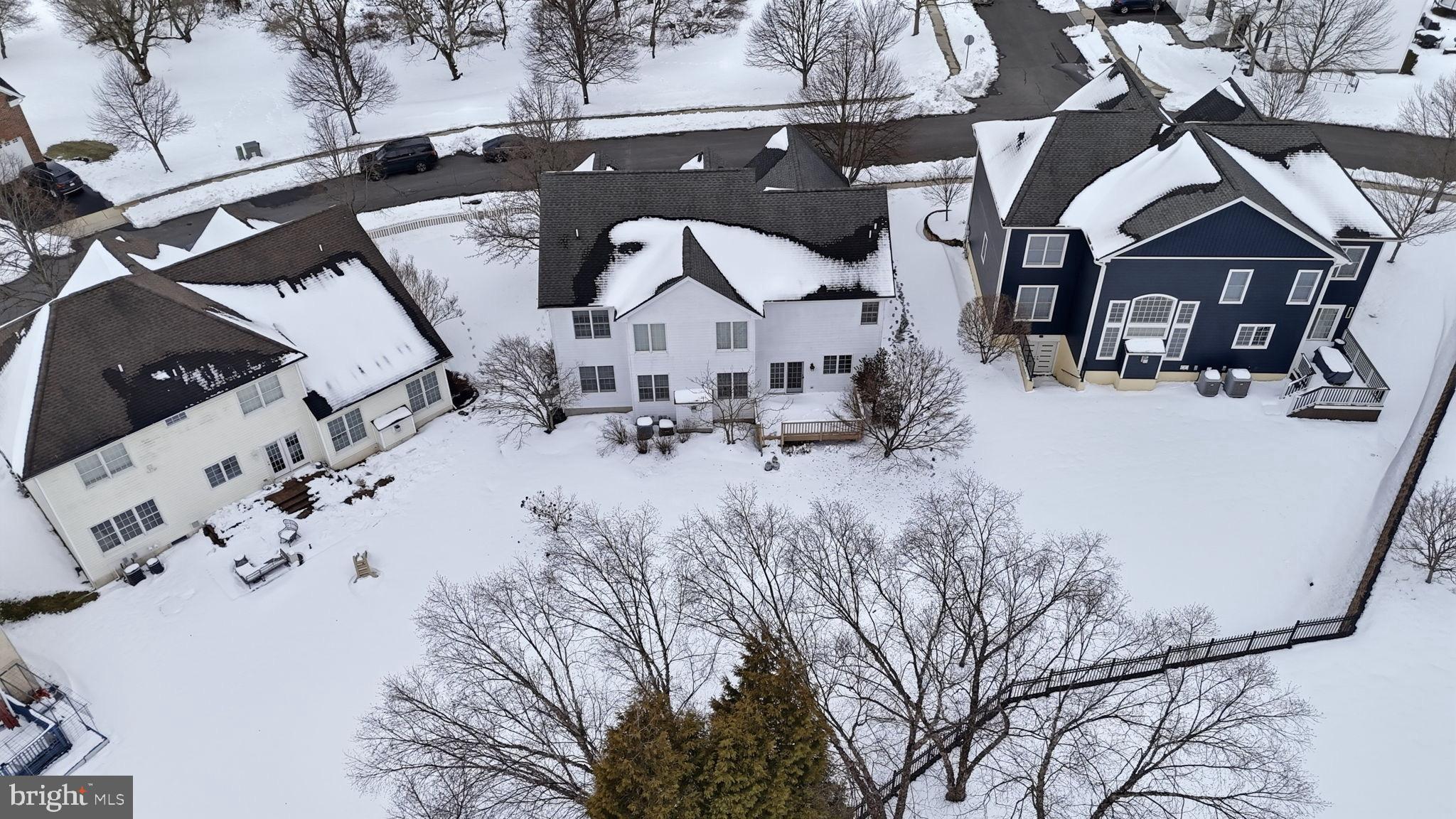 OVERLOOK AT NEWTOWN - Residential