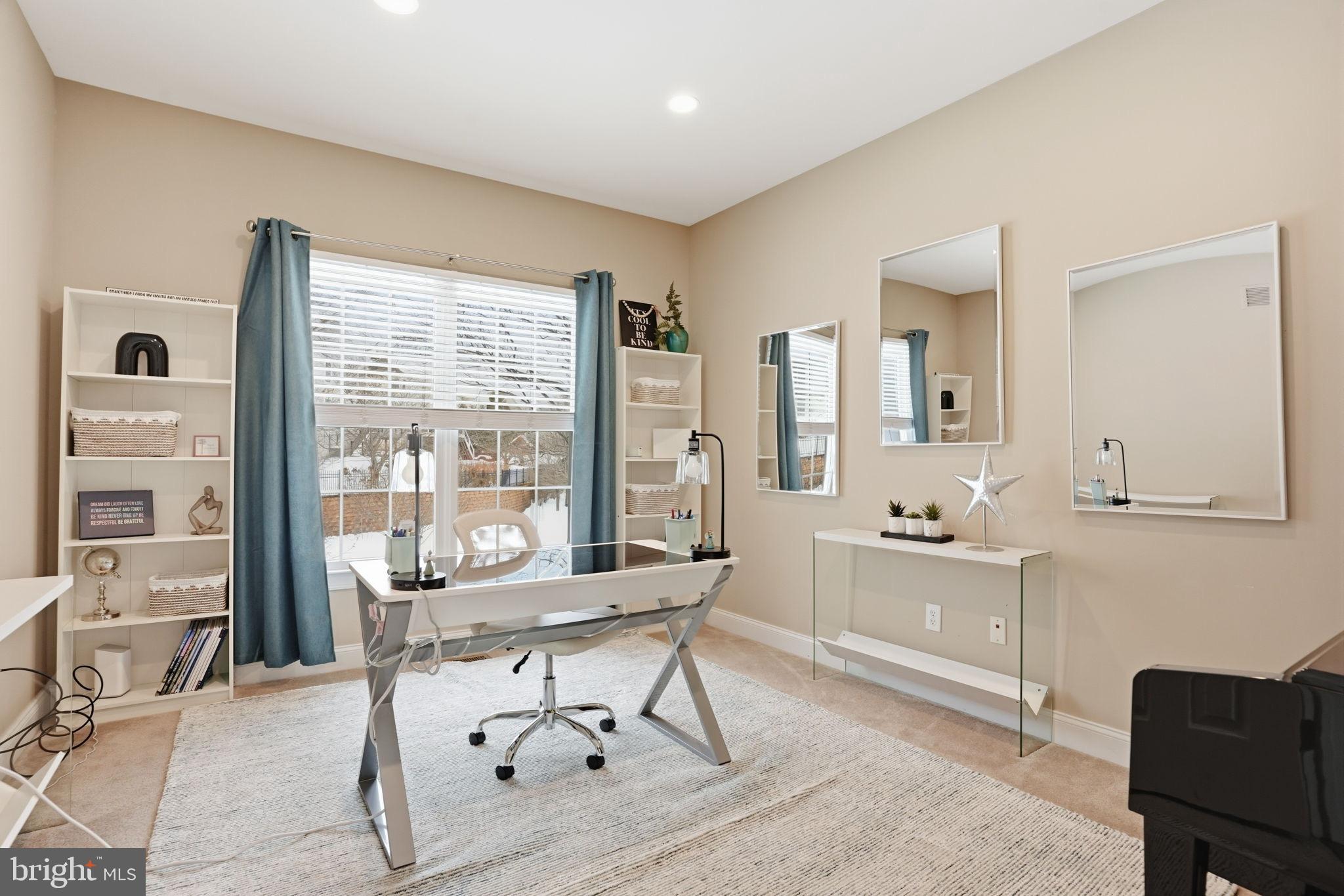 OVERLOOK AT NEWTOWN - Residential