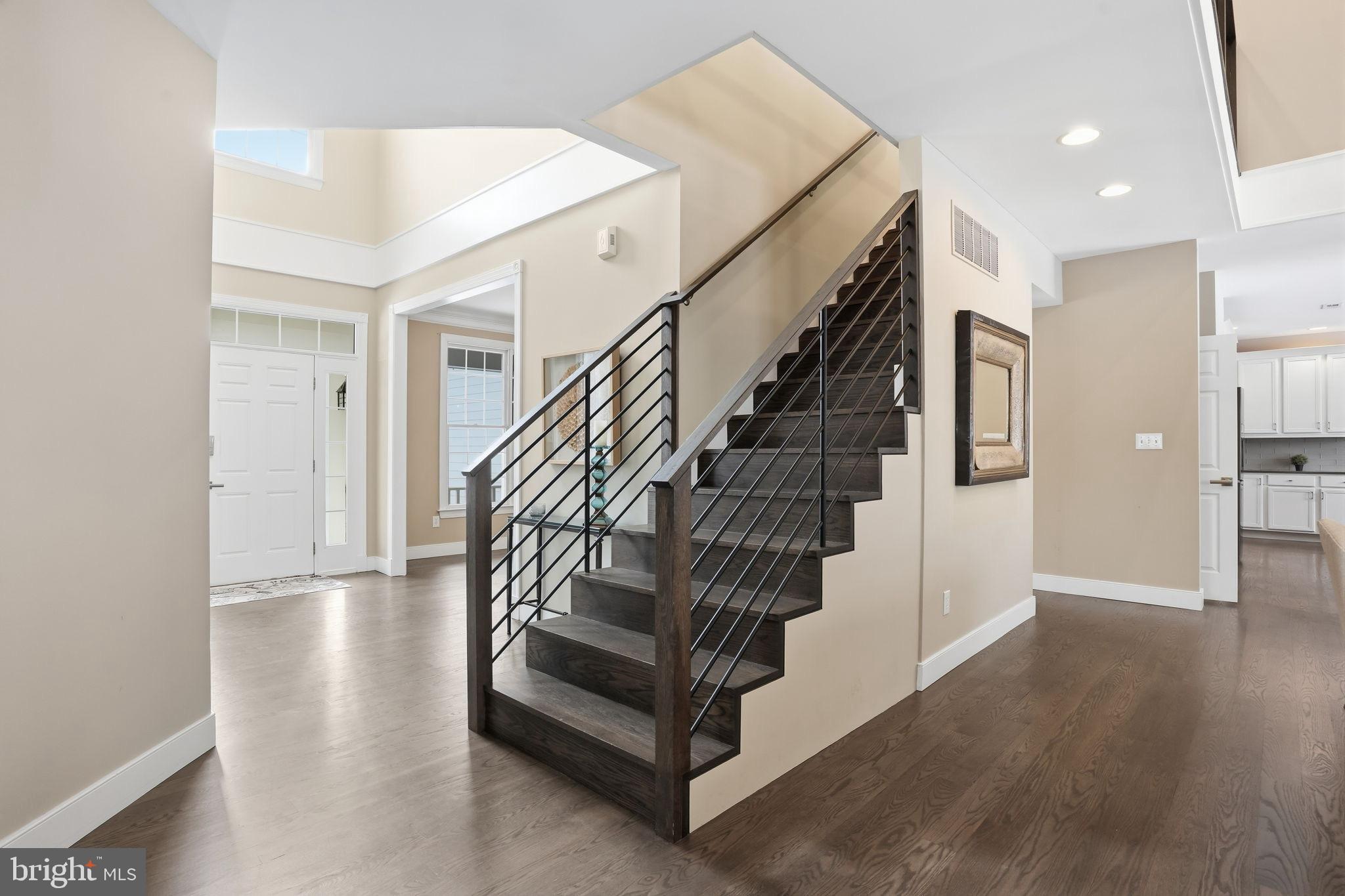 OVERLOOK AT NEWTOWN - Residential