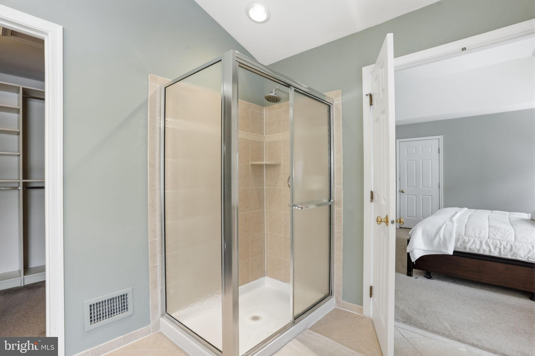 OVERLOOK AT NEWTOWN - Residential