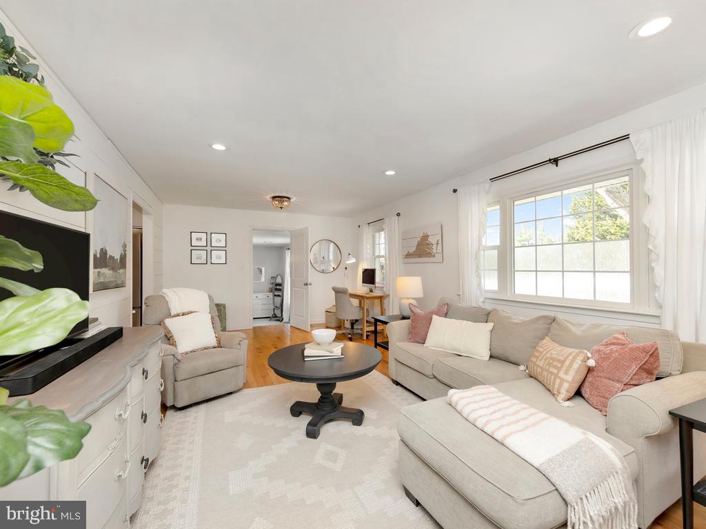 GRAFTON VILLAGE - Residential