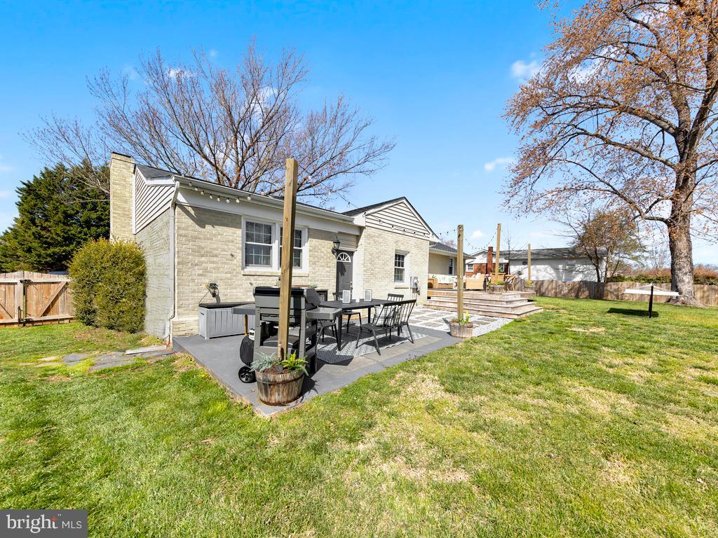 GRAFTON VILLAGE - Residential