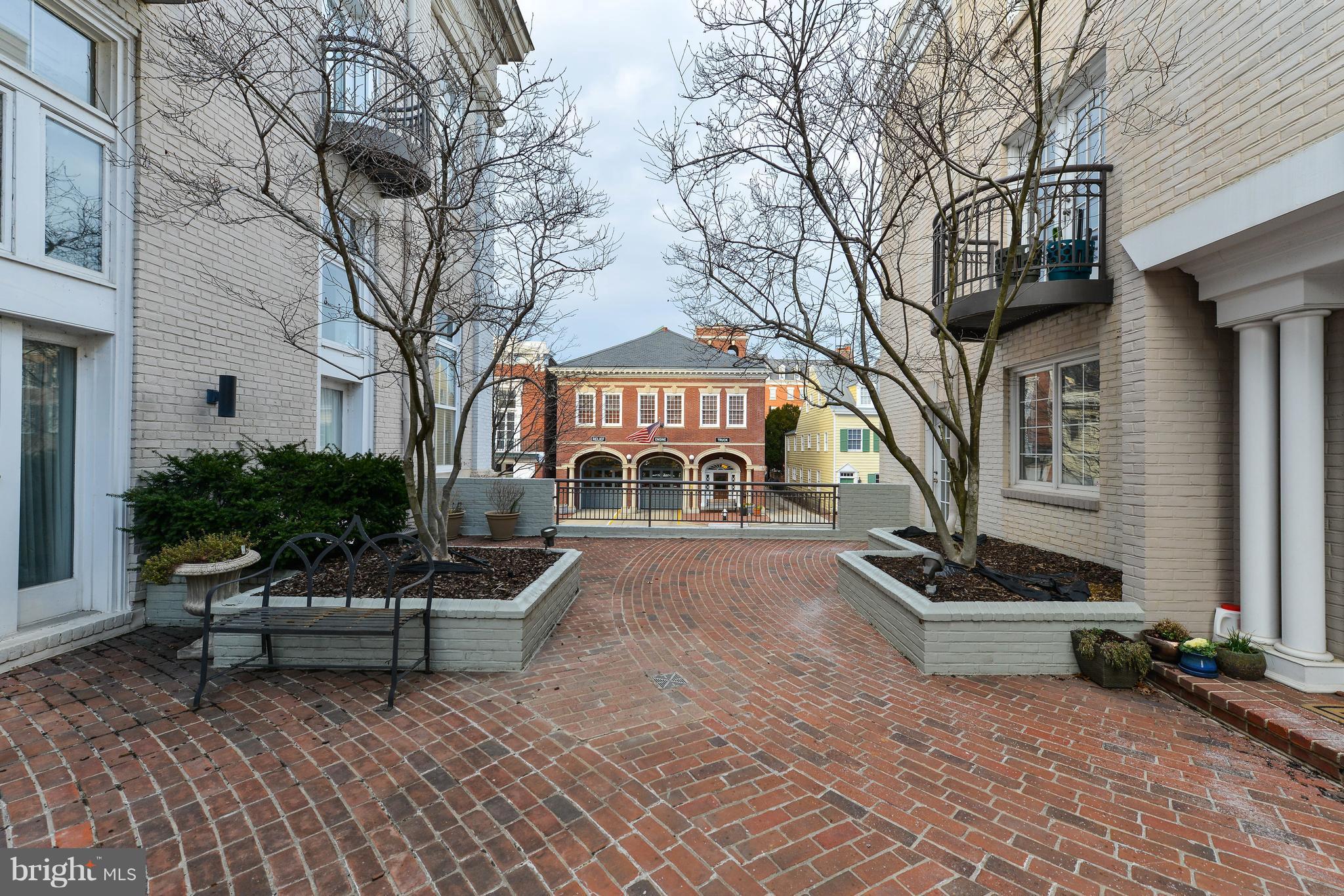 PRINCE STREET CLUB - Residential Lease