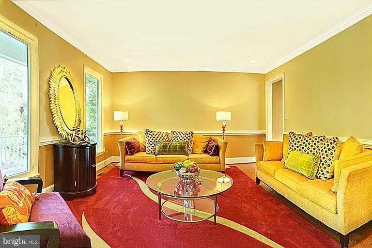 THUMB RUN MT EST - Residential