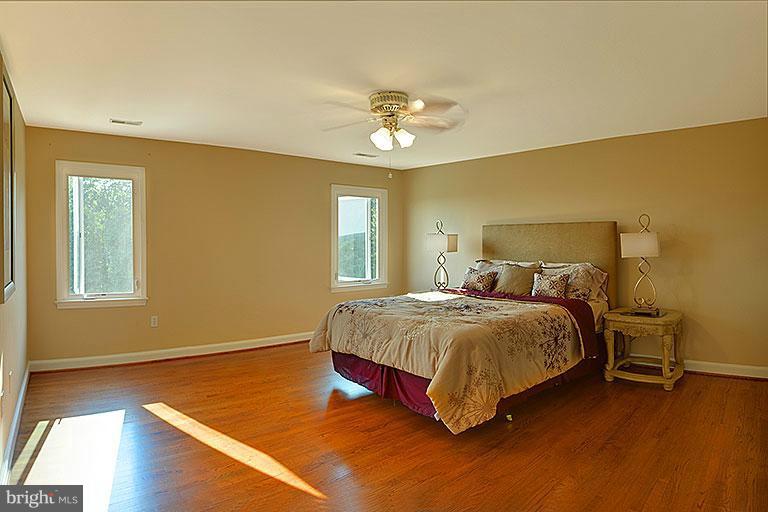 THUMB RUN MT EST - Residential