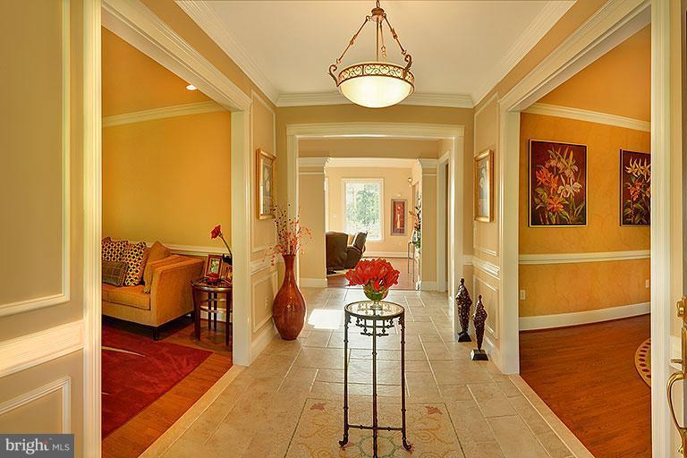 THUMB RUN MT EST - Residential